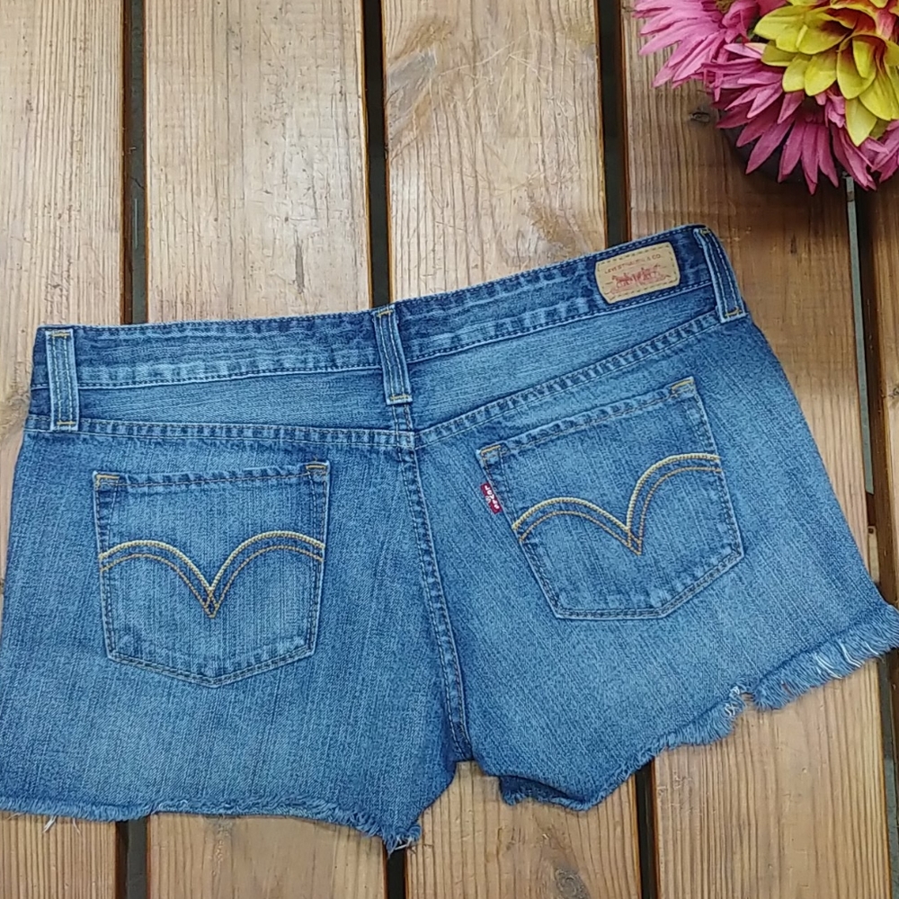Levi's cut off denim shorts